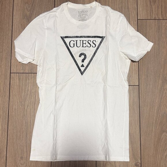 Guess T-Shirt - Picture 1 of 1